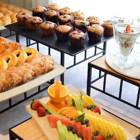 Crowne Plaza Toronto Airport By Ihg Hotel Bagian luar foto