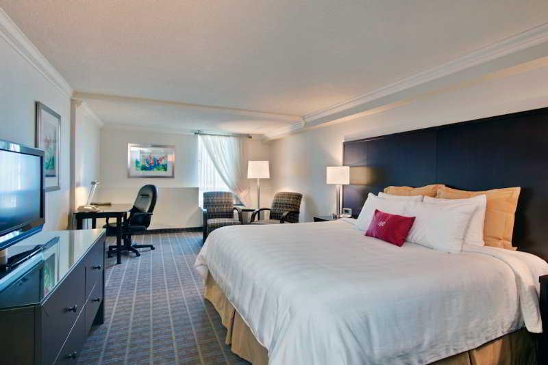 Crowne Plaza Toronto Airport By Ihg Hotel Bagian luar foto