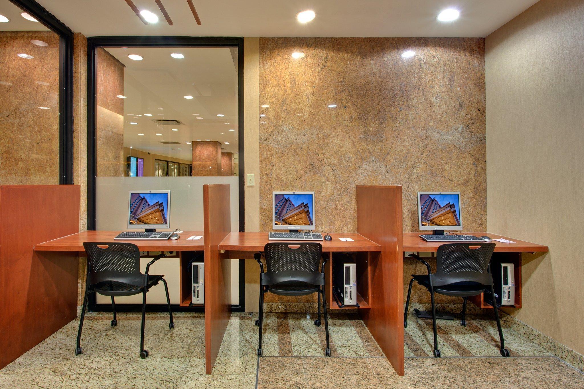 Crowne Plaza Toronto Airport By Ihg Hotel Bagian luar foto