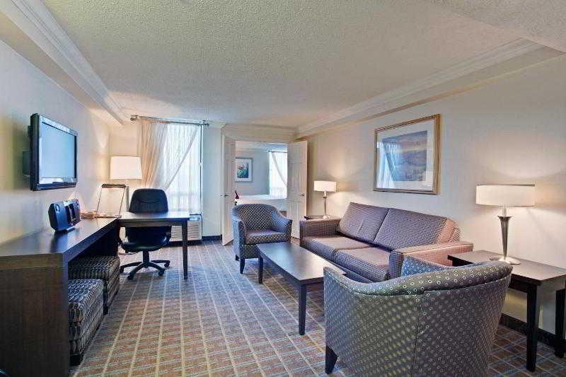 Crowne Plaza Toronto Airport By Ihg Hotel Bagian luar foto