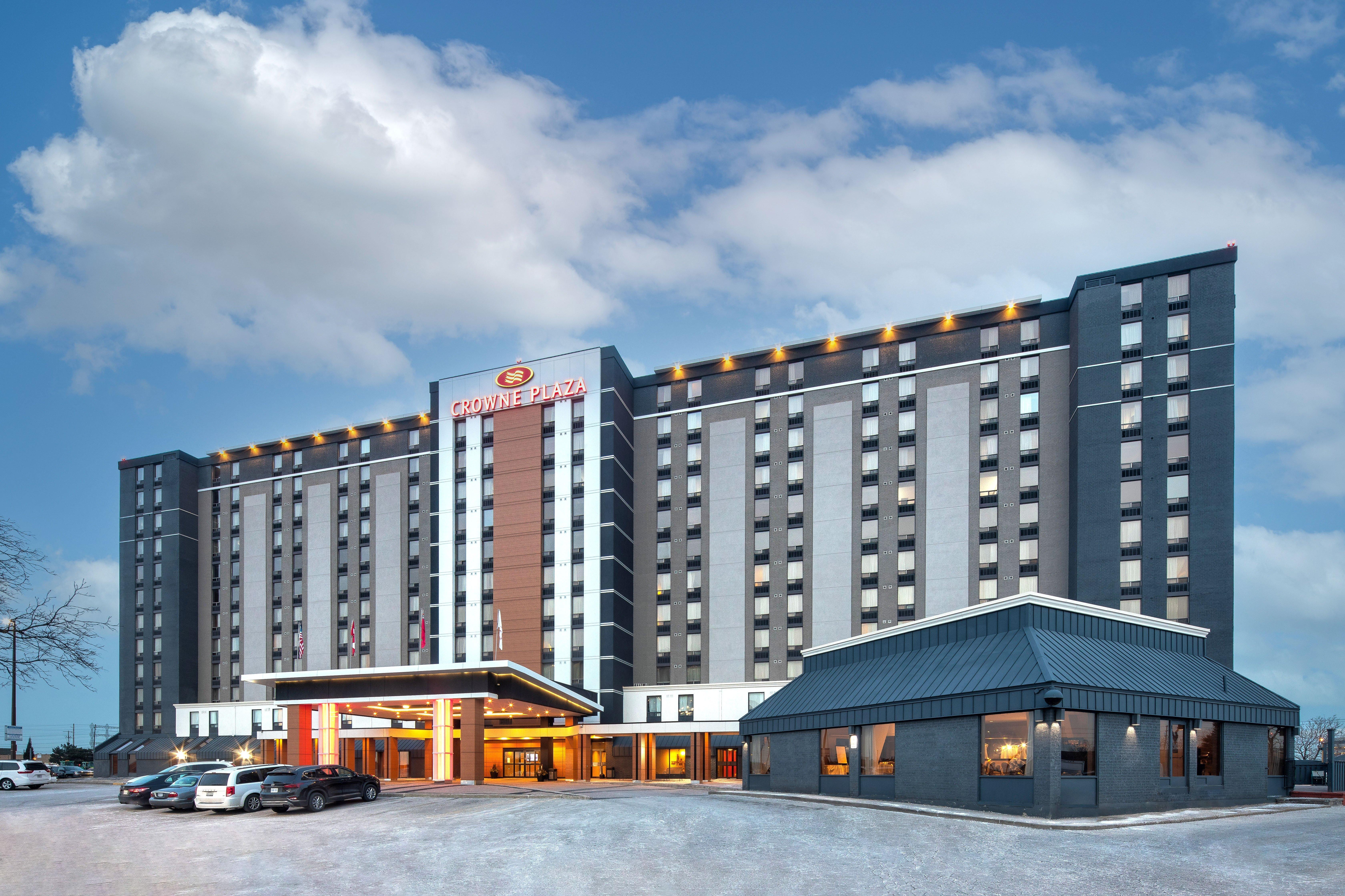 Crowne Plaza Toronto Airport By Ihg Hotel Bagian luar foto