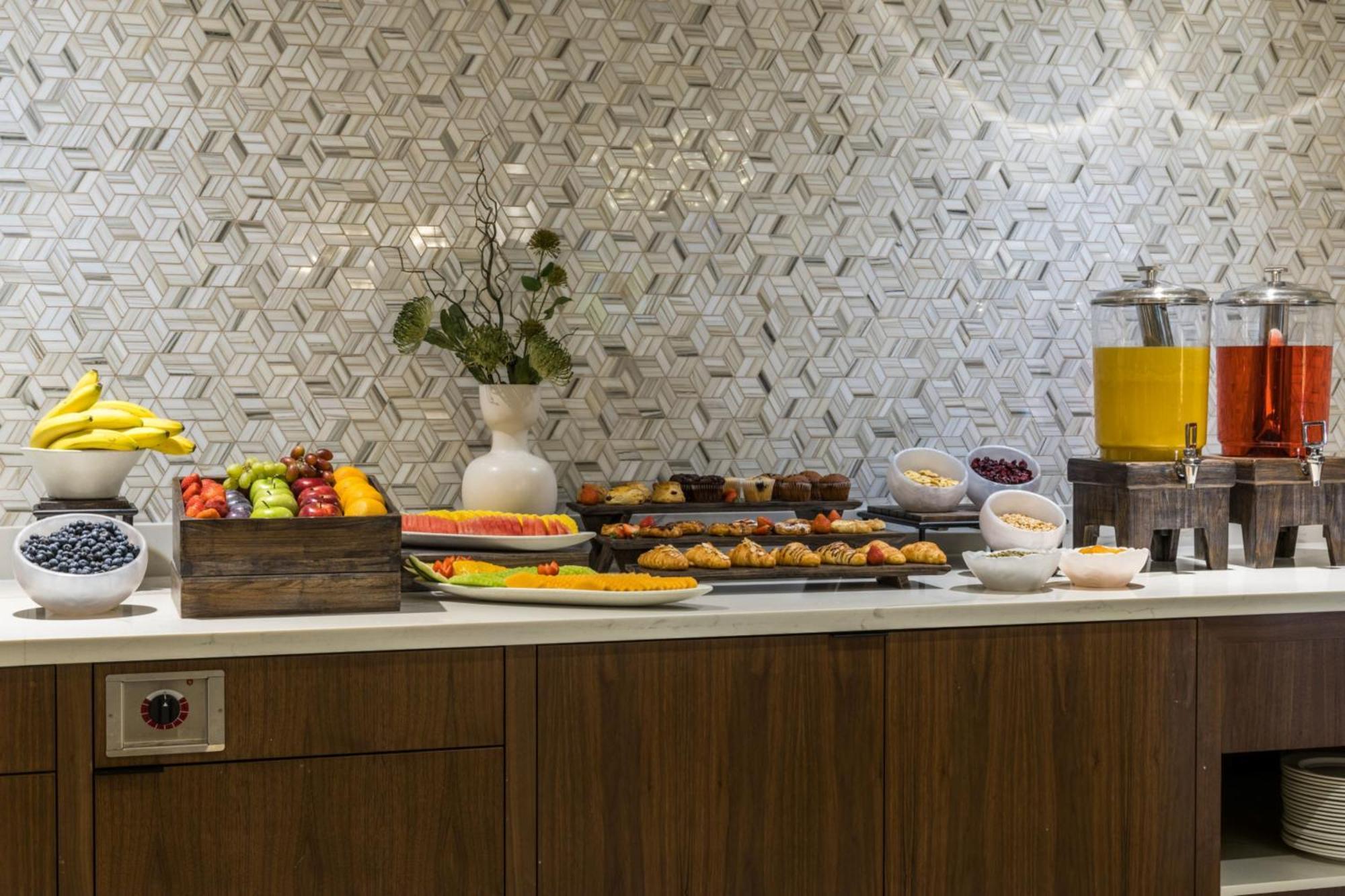 Crowne Plaza Toronto Airport By Ihg Hotel Bagian luar foto