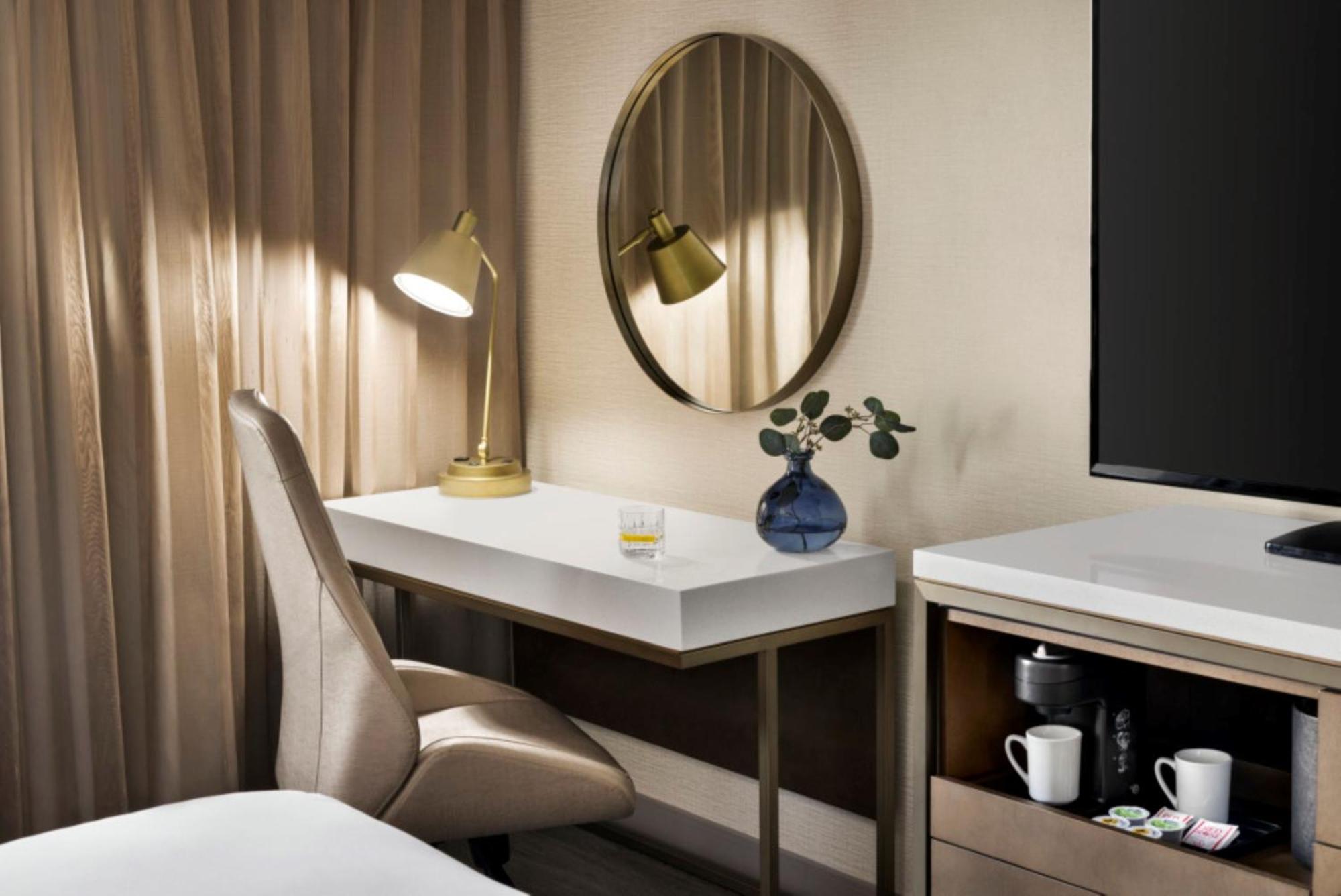 Crowne Plaza Toronto Airport By Ihg Hotel Bagian luar foto