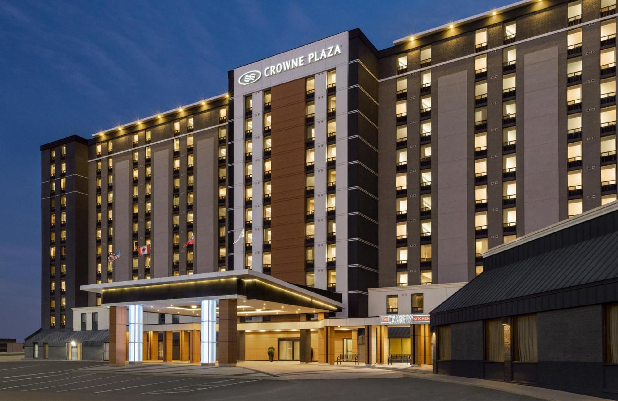 Crowne Plaza Toronto Airport By Ihg Hotel Bagian luar foto