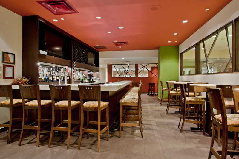 Crowne Plaza Toronto Airport By Ihg Hotel Bagian luar foto